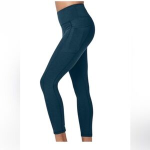 Sweaty Betty size small 7/8 legging blue w/ pockets cropped